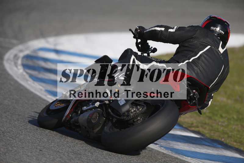 /Archiv-2024/02 29.01.-02.02.2024 Moto Center Thun Jerez/Gruppe gruen-green/backside